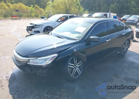 2016 Honda Accord Touring из США, поврежденный, VIN 1HGCR3F95GA032233